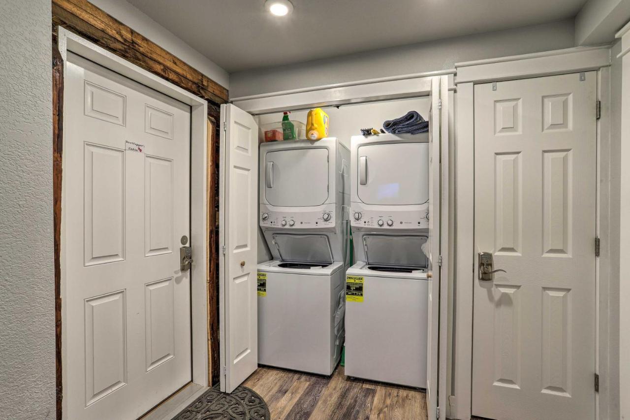 Appartamento Rustic Anchorage Hideaway Walk To Coastal Trail! Esterno foto
