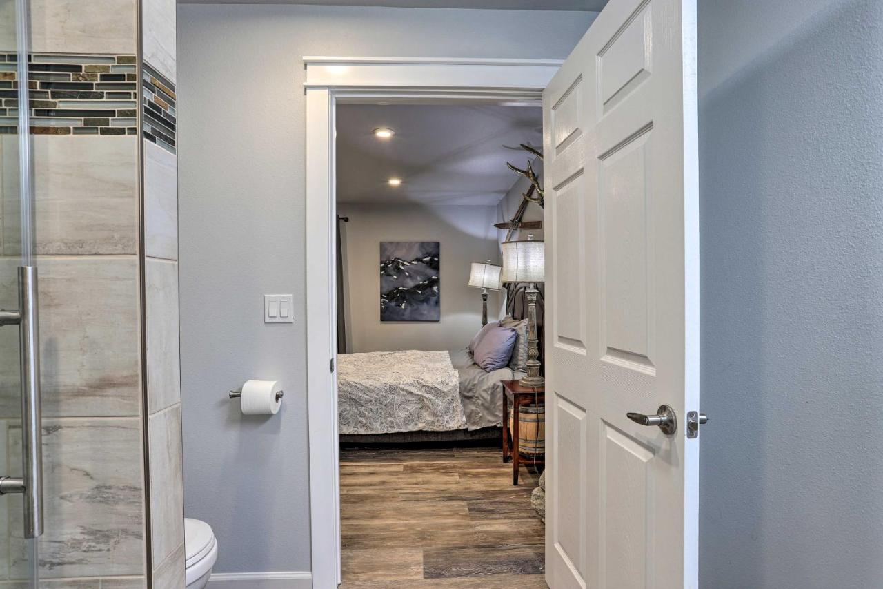 Appartamento Rustic Anchorage Hideaway Walk To Coastal Trail! Esterno foto